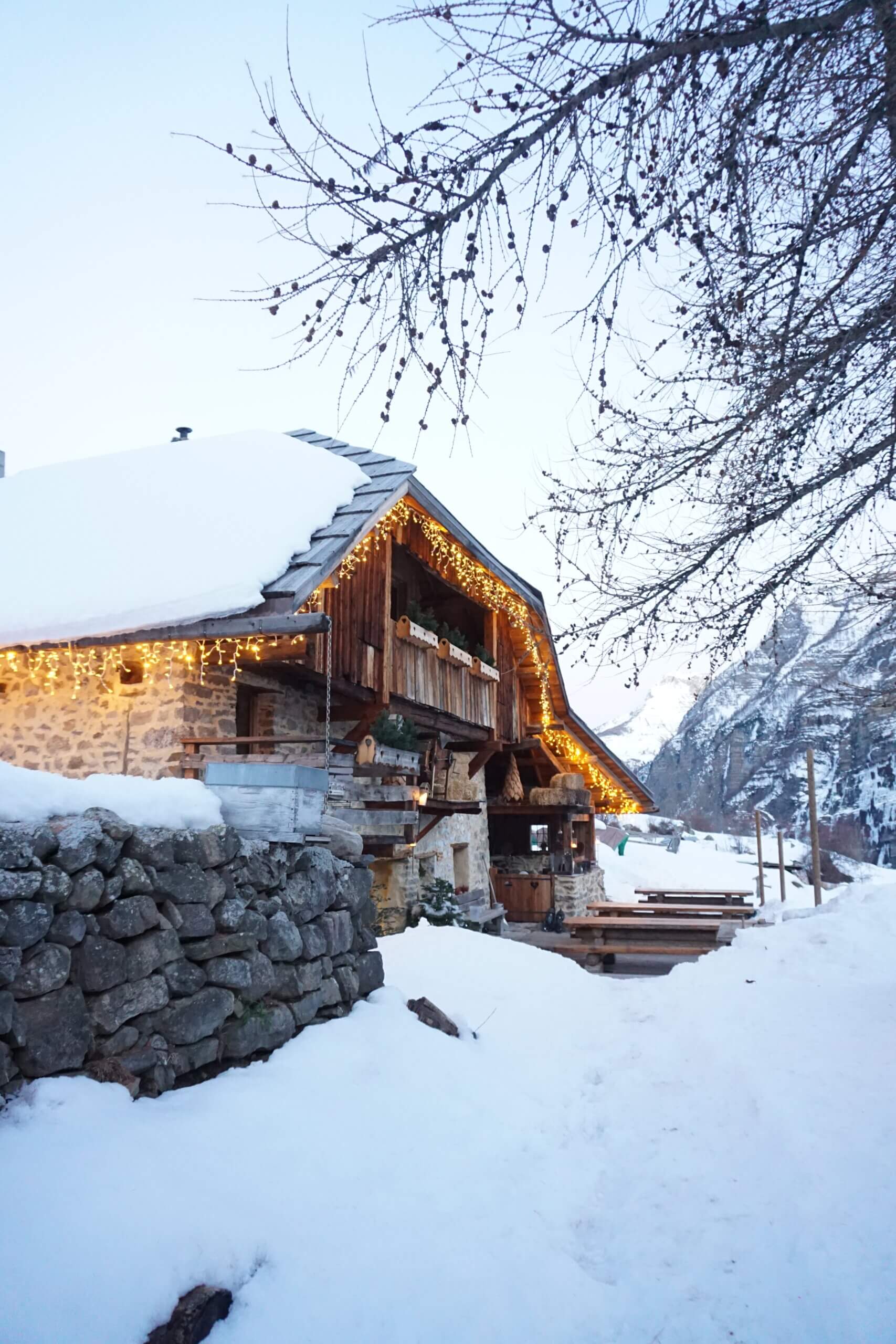 gite maison d hote hotel sous la neige a dormillouse